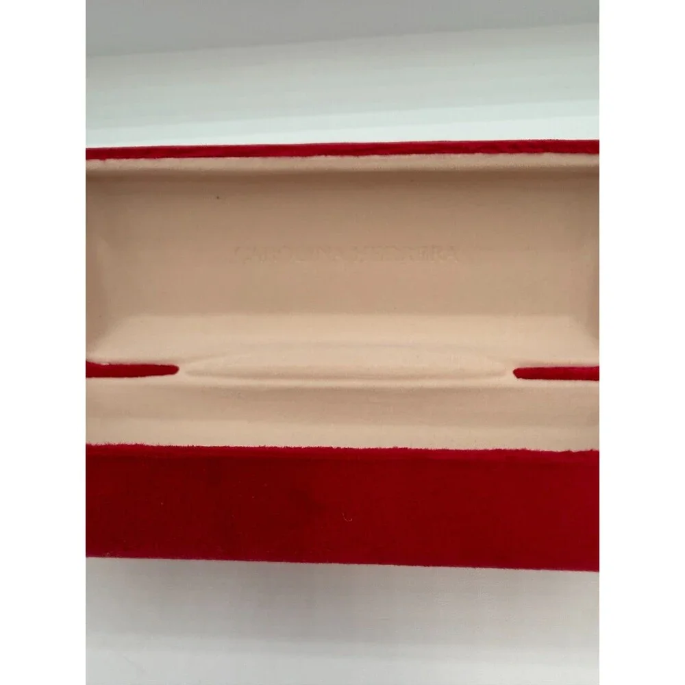 Carolina Herrera Red Magnetic Eyeglasses Case Fuzzy w Cleaning Cloth Container